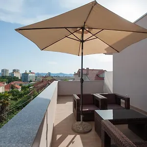villa-natalie.hotelinzadar.com/